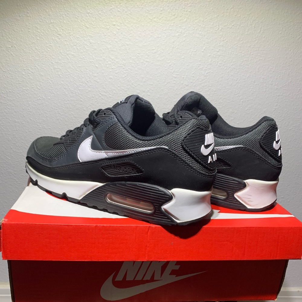 Men’s Nike Air Max 90 Size 12